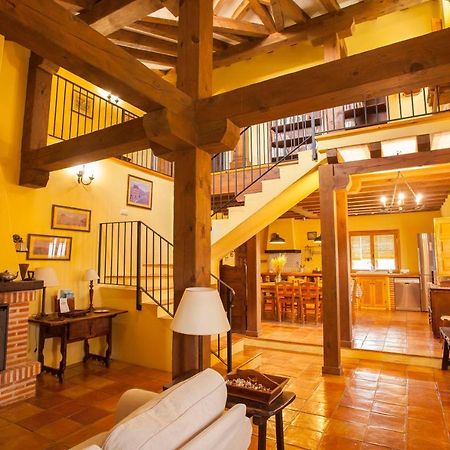 Preciosa Casa Lobos, aislada e independiente Otero de Herreros Exterior foto